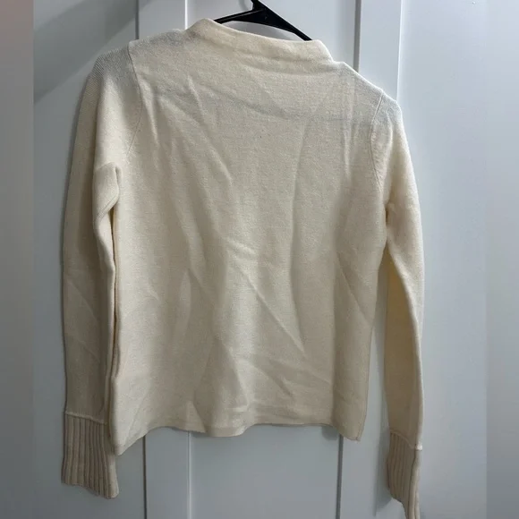 Club Monaco Cream merino wool Crew Neck Sweater EUC small - Picture 3 of 5